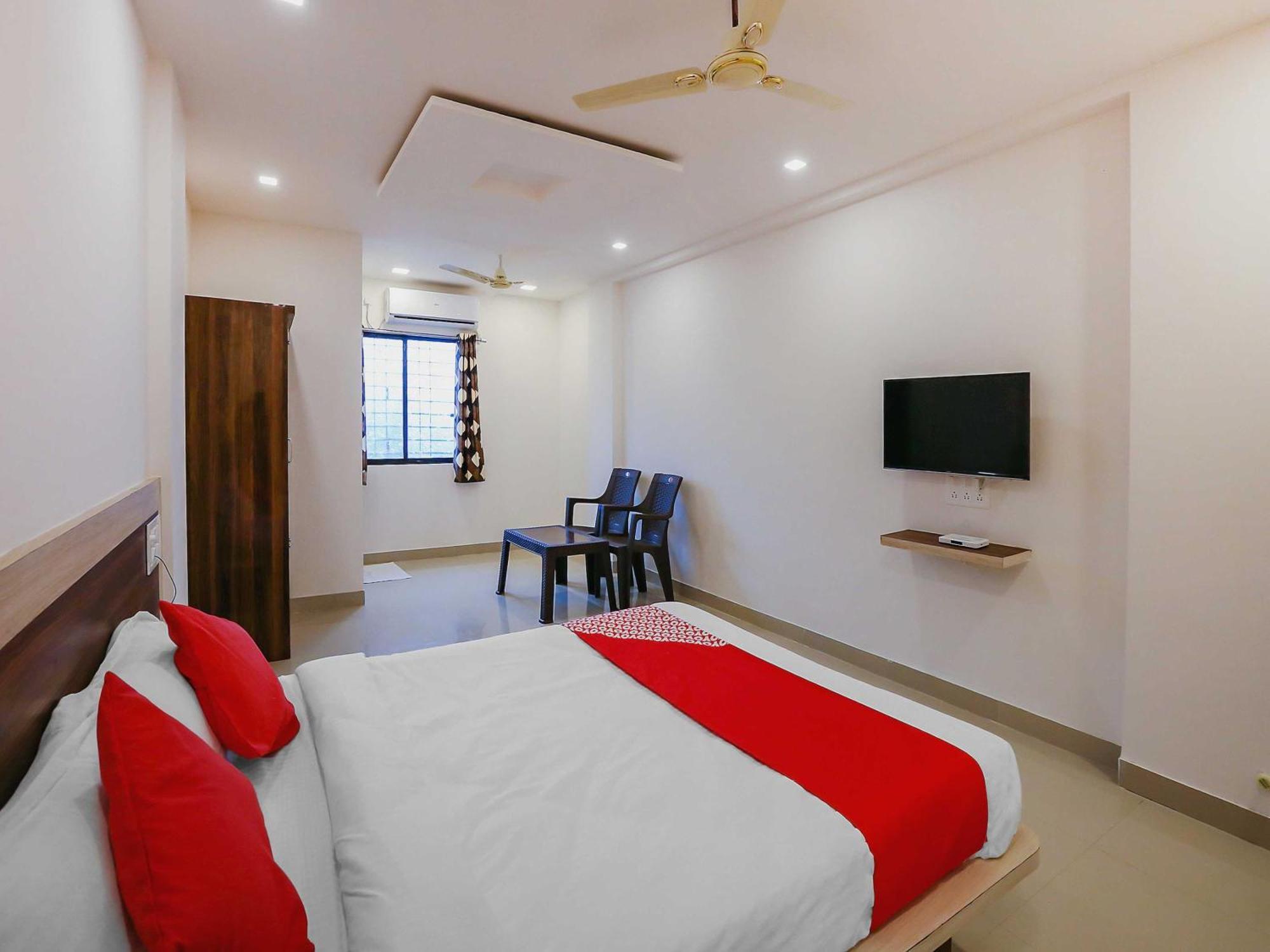 Hotel O Pingara Executive Phursungi Екстер'єр фото