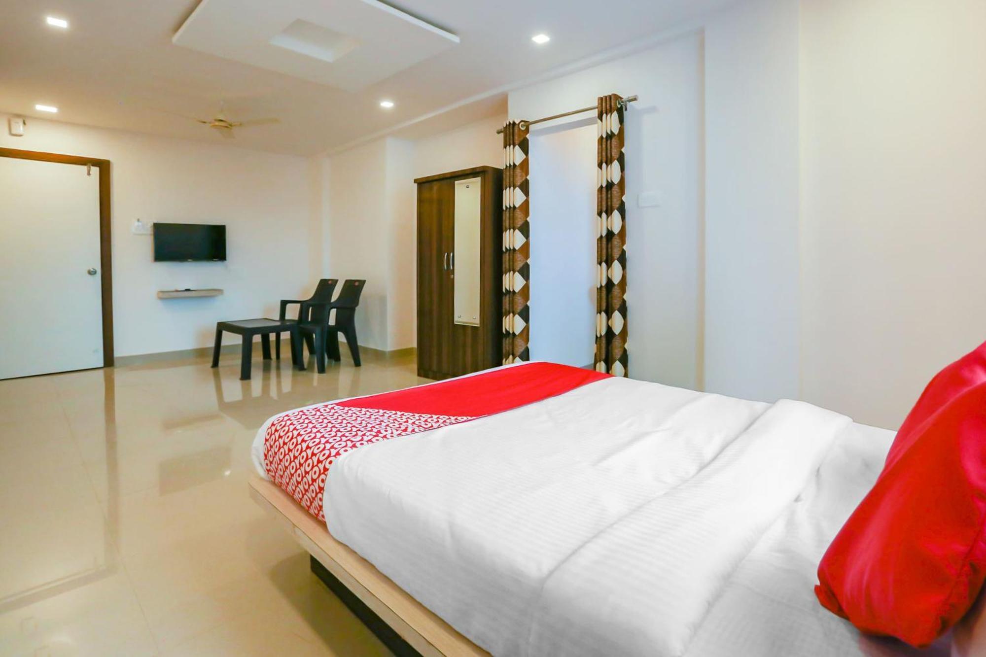 Hotel O Pingara Executive Phursungi Екстер'єр фото