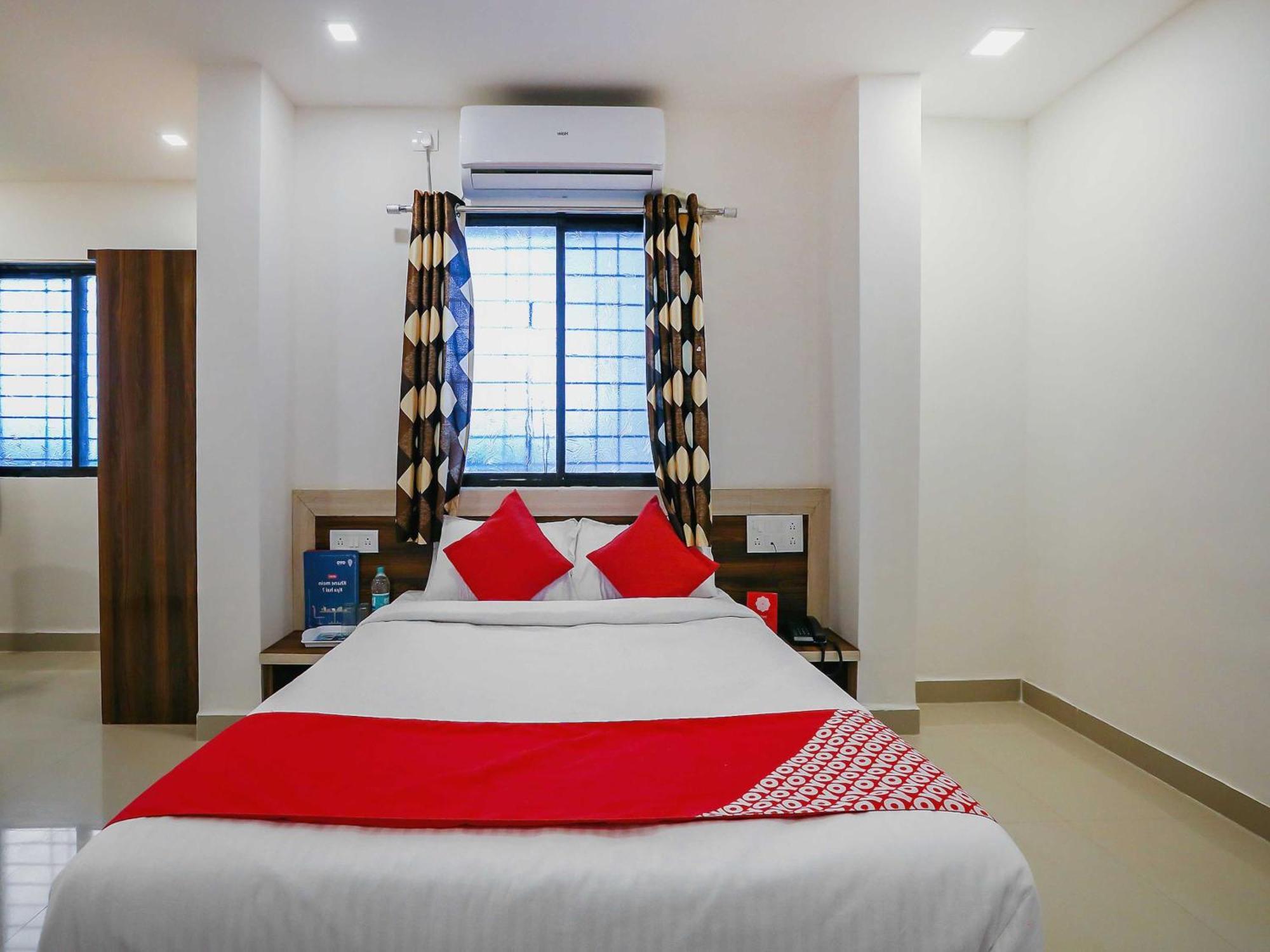 Hotel O Pingara Executive Phursungi Екстер'єр фото